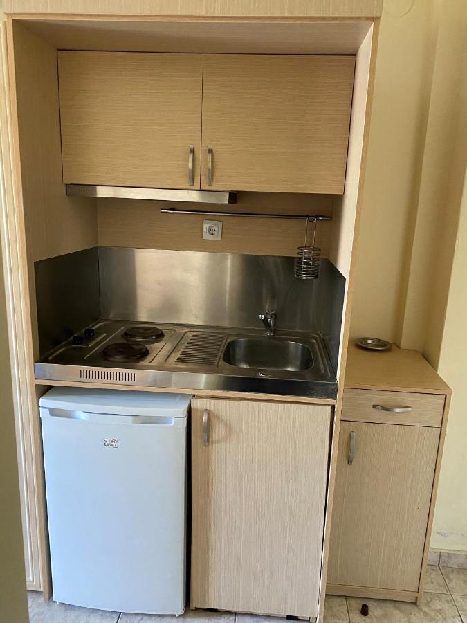 Golden Sun Apartment Paralia Katerinis Exterior photo